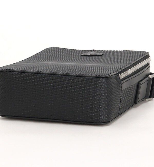 LACOSTE「CHANTACO バーティカルカメラバッグ」|ショルダー・メッセンジャー|