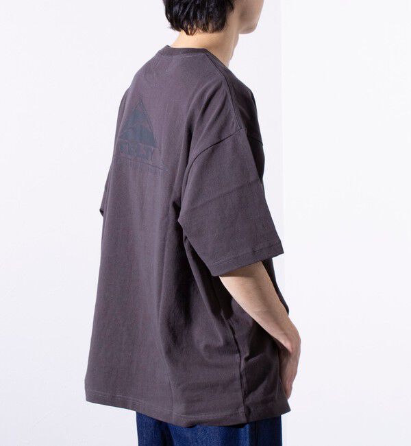 GLOSTER「【KELTY&times;GLOSTER】別注  ケルティワンポイントワッペン バックプリントTシャツ」|Tシャツ・カットソー|