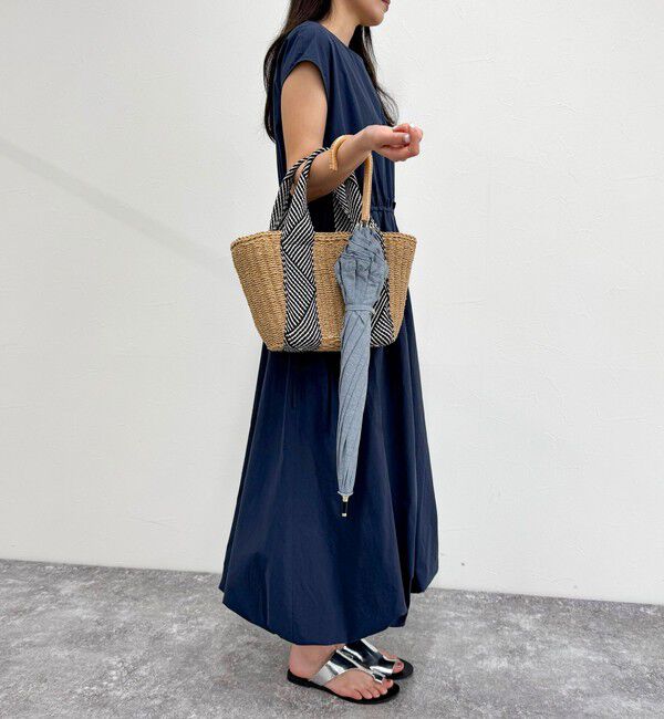 fredy emue「【UVカット/晴雨兼用】フリルロングUVカット傘」|傘|