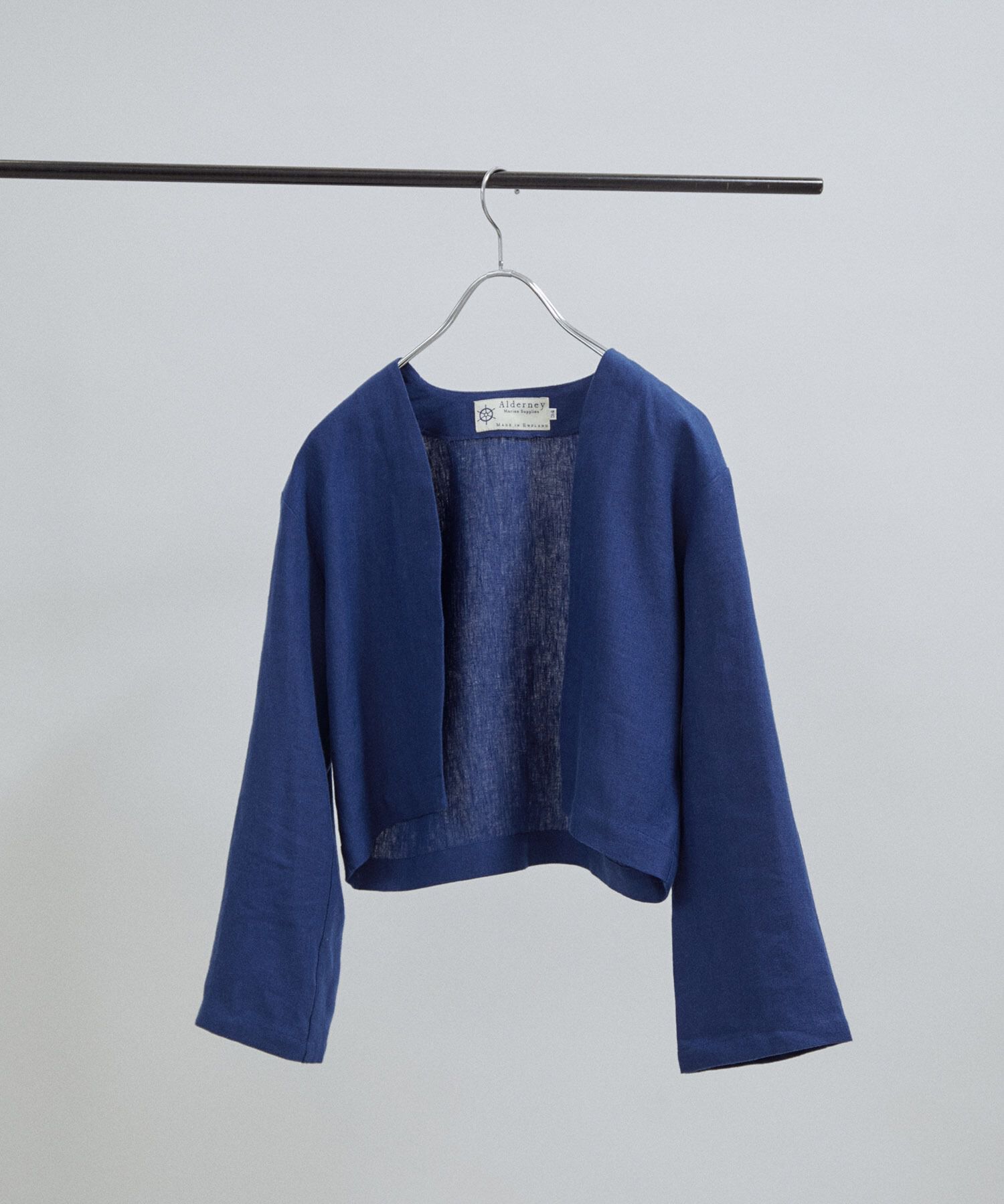 SALON adam et rope'「【Alderney（アルダニー）】ノーカラーブルージャケット」|ノーカラージャケット|