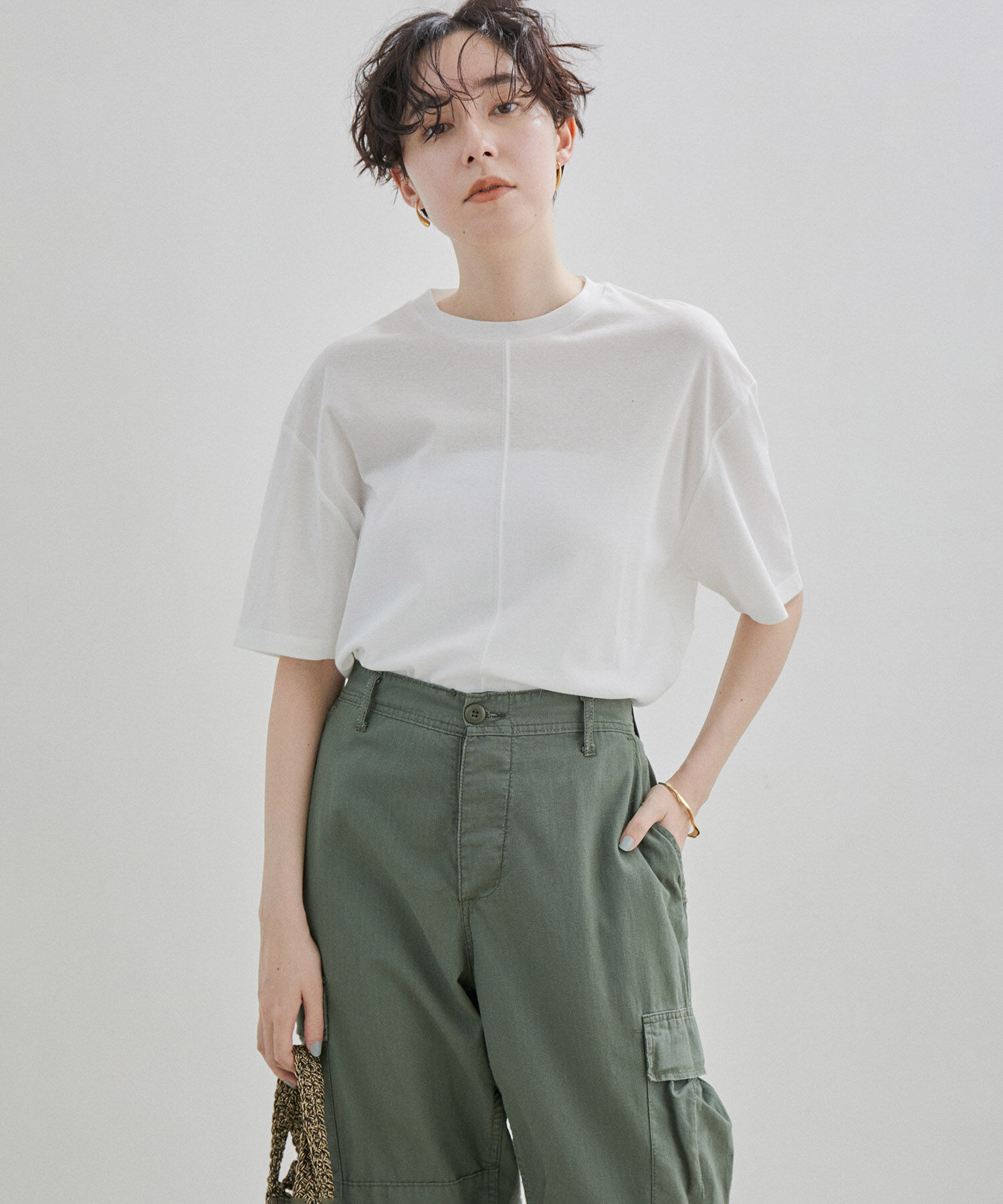 SALON adam et rope'「【WEB限定】【接触冷感・吸水速乾】バックスリットシアーTシャツ」|Tシャツ・カットソー|