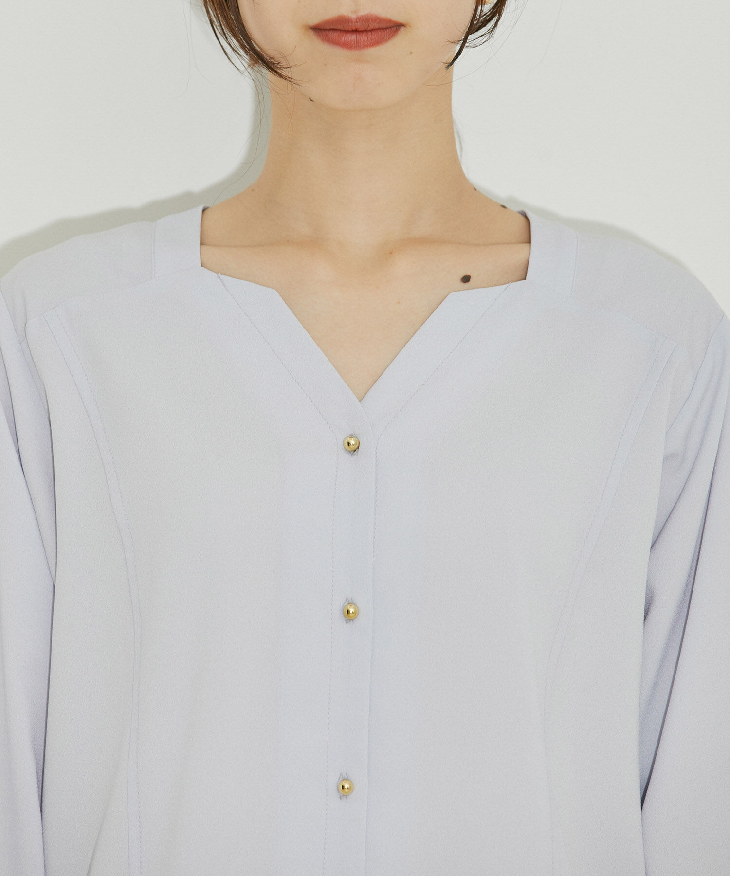 vis-a-vis「【WEB限定】【SET】キラッと釦ブラウス＆テーパードパンツセット【sustainable】」|シャツ・ブラウス|