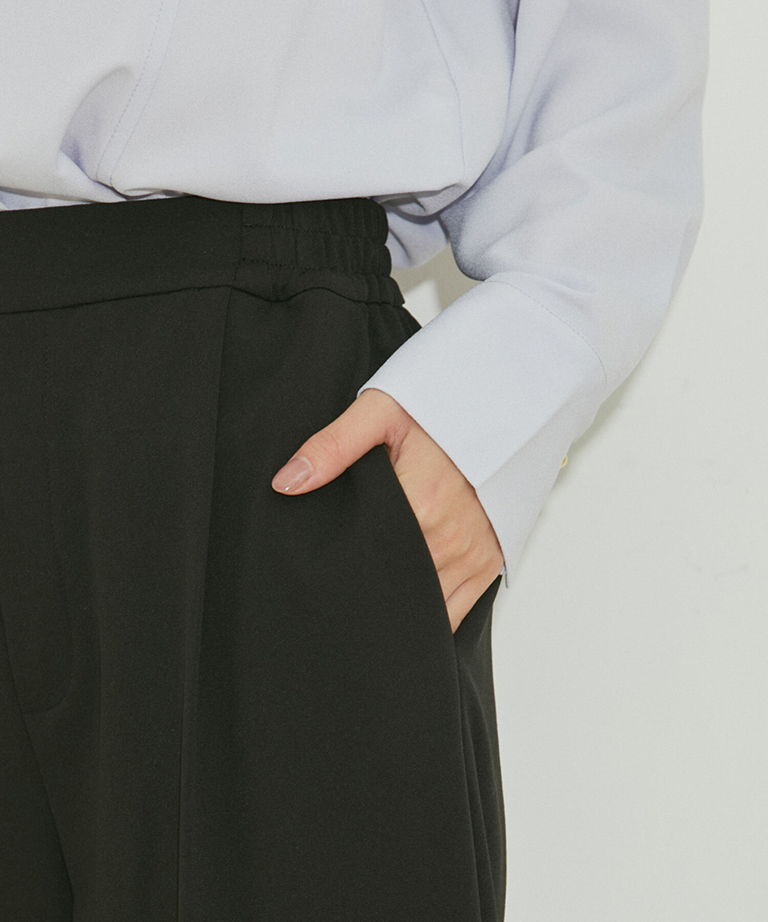 vis-a-vis「【WEB限定】【SET】キラッと釦ブラウス＆テーパードパンツセット【sustainable】」|シャツ・ブラウス|