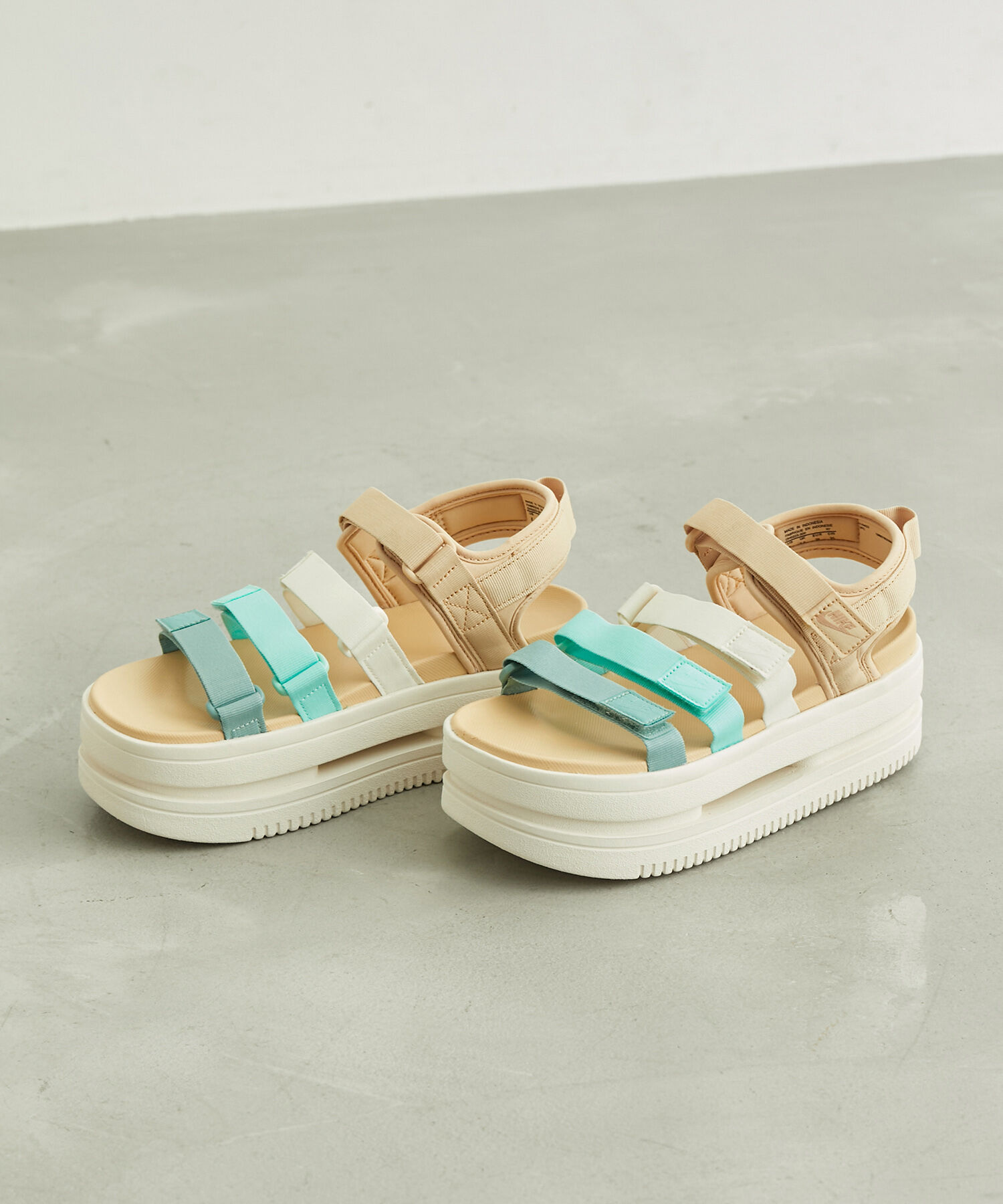 ROPE PICNIC PASSAGE「【WEB限定】【NIKE/ナイキ】ウィメンズアイコンクラシックサンダル」|サンダル|ベージュ(27)