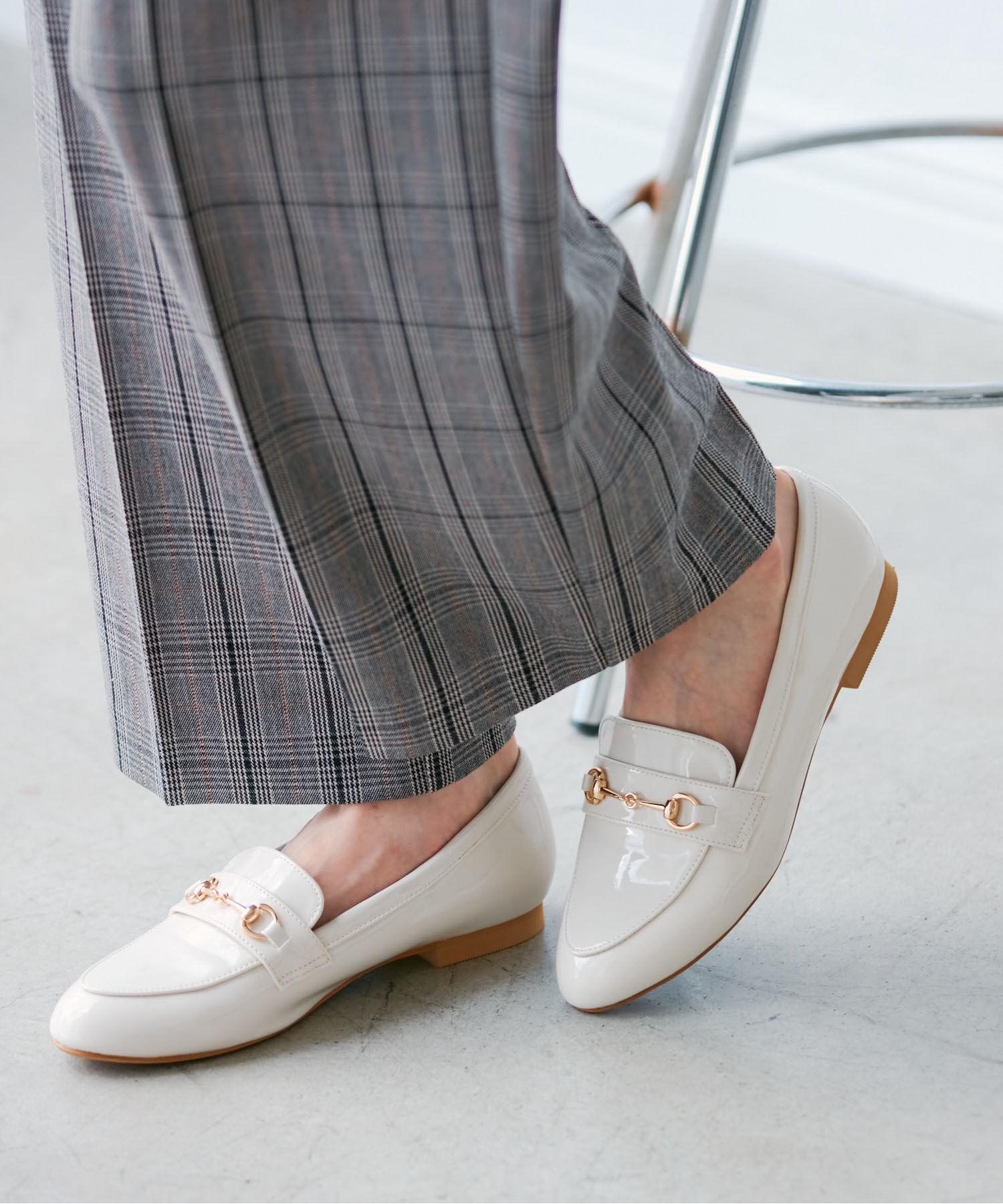 ROPE PICNIC PASSAGE「ROPE' PICNIC PASSAGE byHARUTA/エナメルビット付フラットローファー」|ローファー|