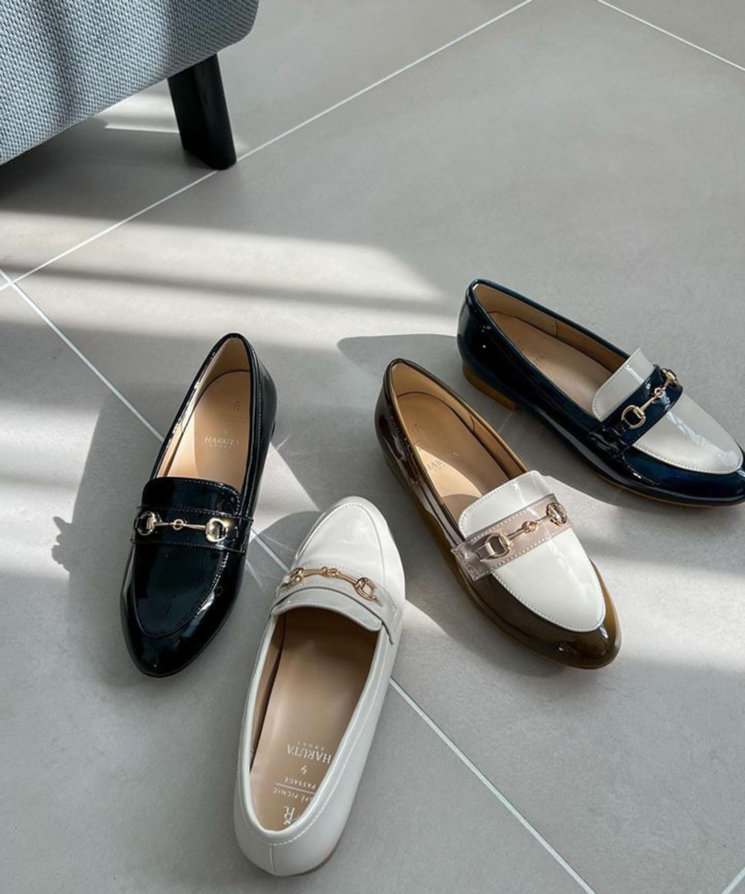 ROPE PICNIC PASSAGE「ROPE' PICNIC PASSAGE byHARUTA/エナメルビット付フラットローファー」|ローファー|