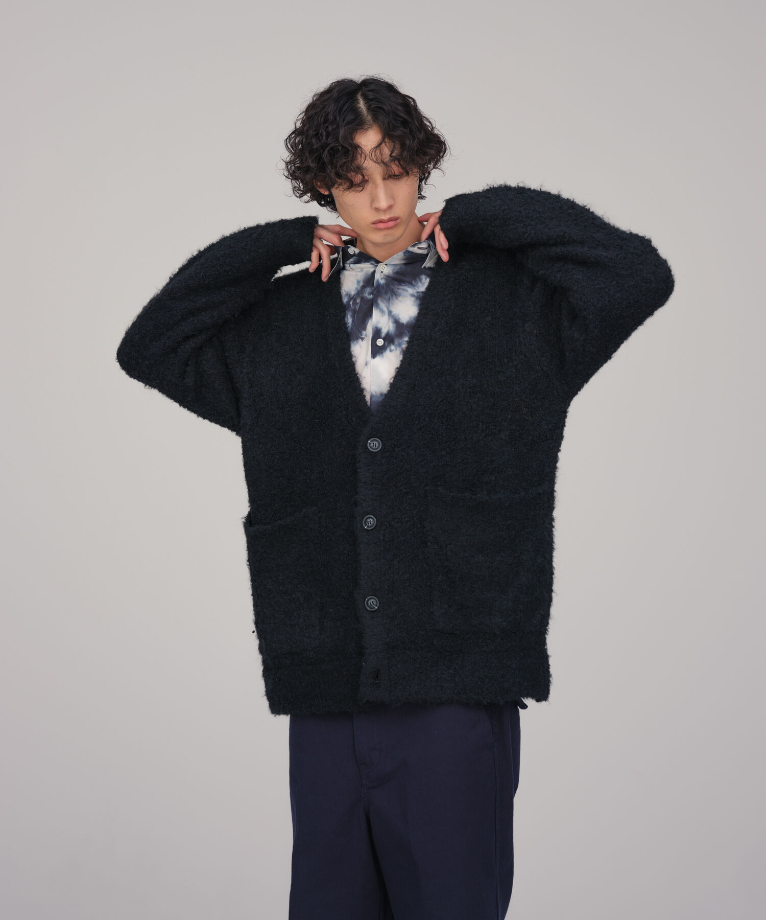 ADAM ET ROPE'「【WEB限定】ボリュームスリーブ ビッグシルエット ロングカーディガン プードルニット/ユニセックス」|カーディガン|