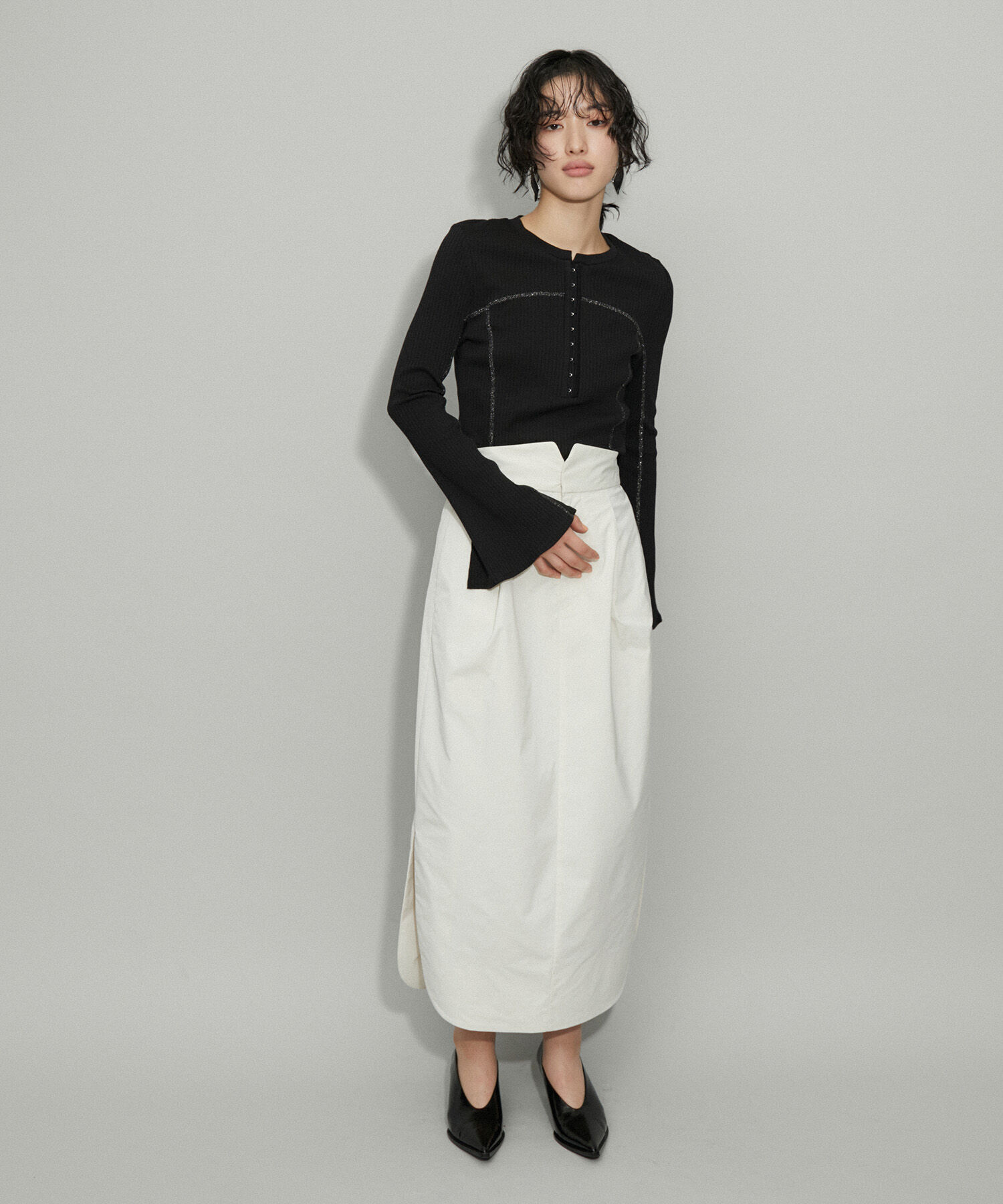 ADAM ET ROPE'「【WEB限定】フレアスリーブフロントホックロンT」|Tシャツ・カットソー|