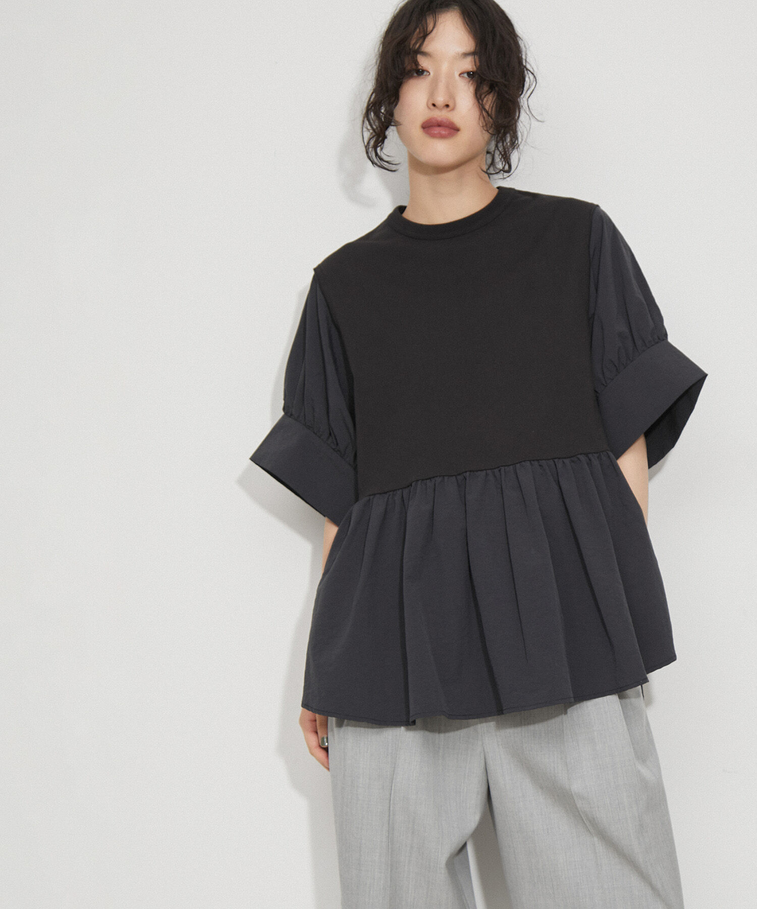 ADAM ET ROPE'「【再入荷・サステナブル・洗える・UVカット】バウンスカフスプルオーバー」|Tシャツ・カットソー|