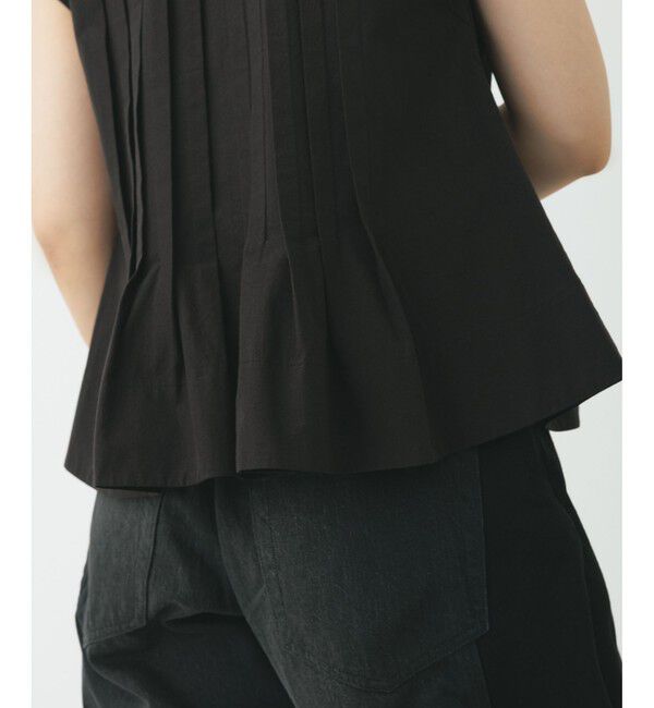 ADAM ET ROPE'「【サステナブル】タックフレアジレブラウス」|シャツ・ブラウス|
