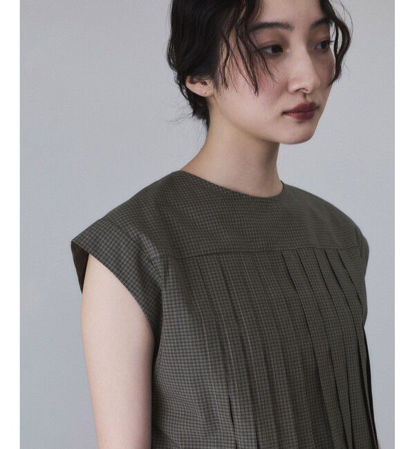 ADAM ET ROPE'「【サステナブル】タックフレアジレブラウス」|シャツ・ブラウス|