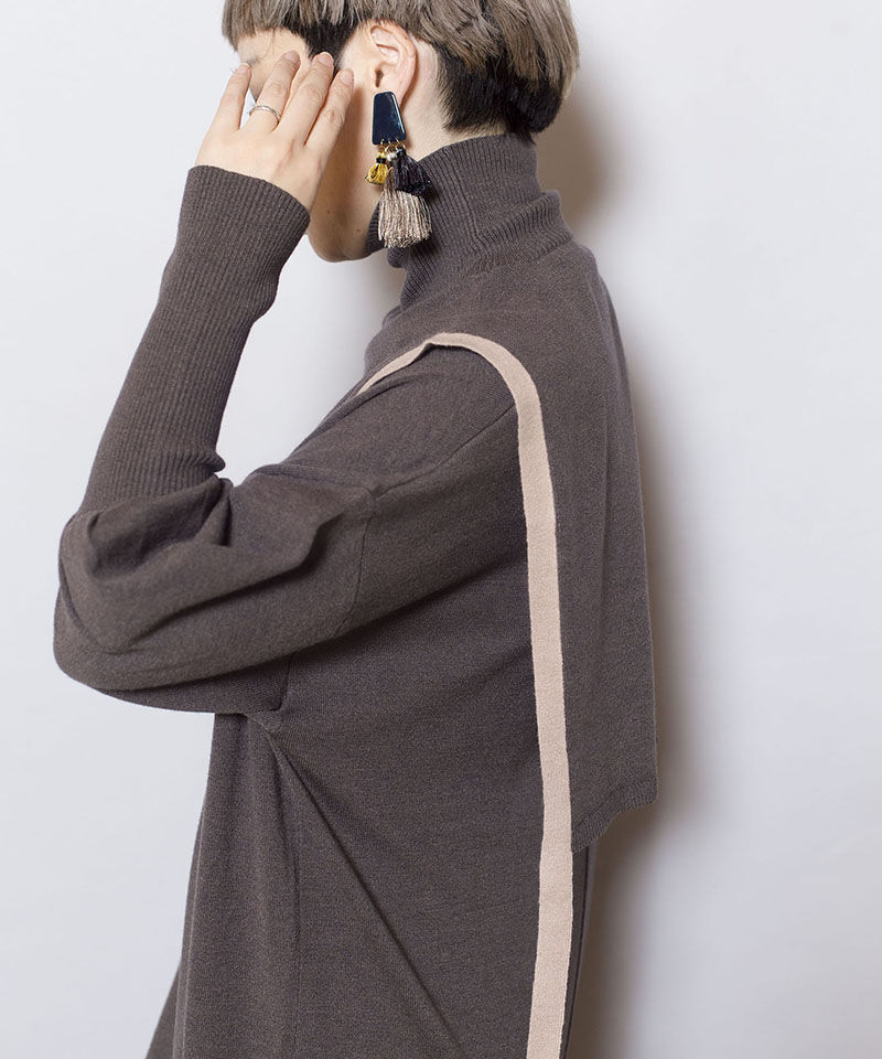  「【WEB限定アイテム】ﾀｰﾄﾙ付け衿&ﾆｯﾄﾜﾝﾋﾟｰｽSET」|ニット・セーター|