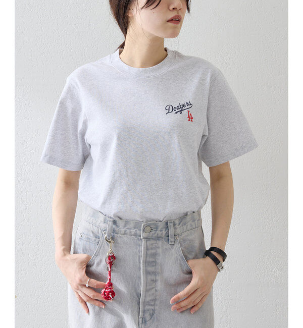  「【Sporty＆Rich】Dodgers Serif T」|Tシャツ・カットソー|ライトグレー