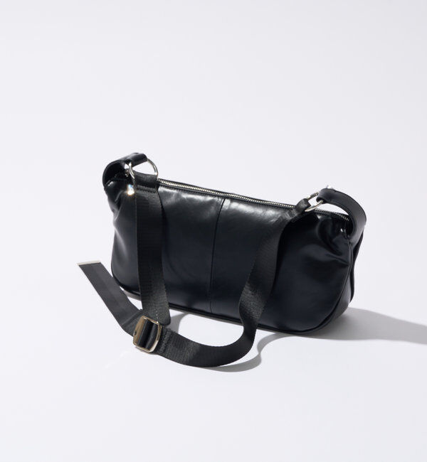  「【cache cache(カシュカシュ)】横長ソフトショルダーバッグ」|クラッチバッグ|ブラック