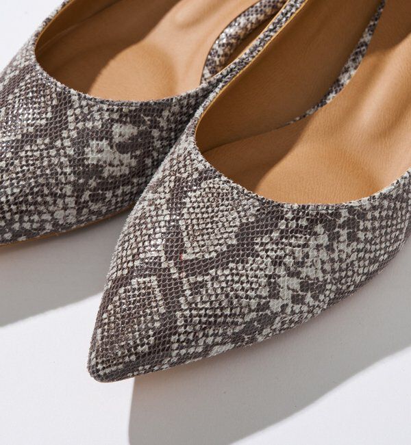  「【エッジの効いた足元に】パイソン柄フラットパンプス」|パンプス|