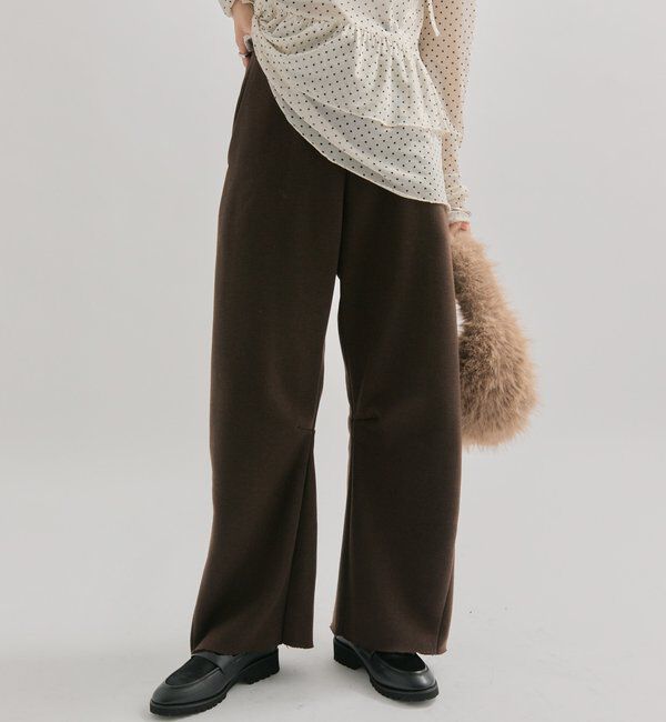 「【WEB限定/年間総売上1位！】裏起毛カーブスウェットパンツ」|チノ|