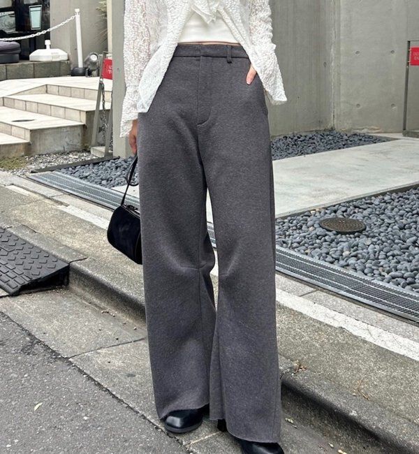  「【WEB限定/年間総売上1位！】裏起毛カーブスウェットパンツ」|チノ|