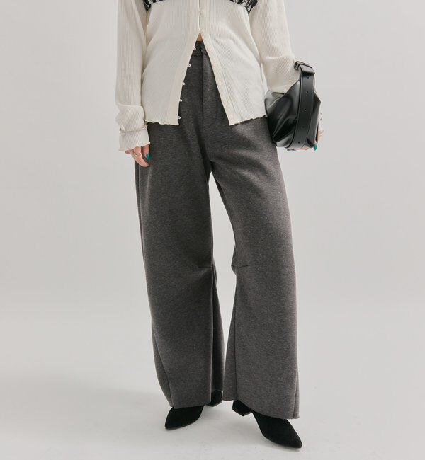  「【WEB限定/年間総売上1位！】裏起毛カーブスウェットパンツ」|チノ|