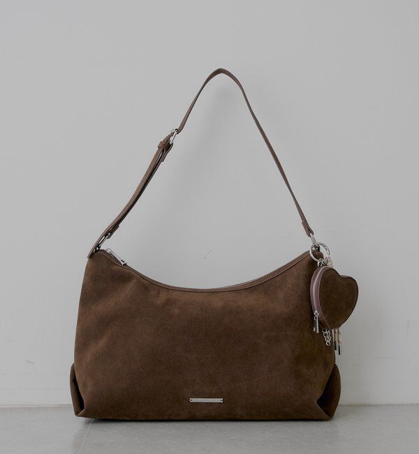  「【500mlペットボトル収納可】チャーム付きミディアムバッグ」|ショルダー・メッセンジャー|