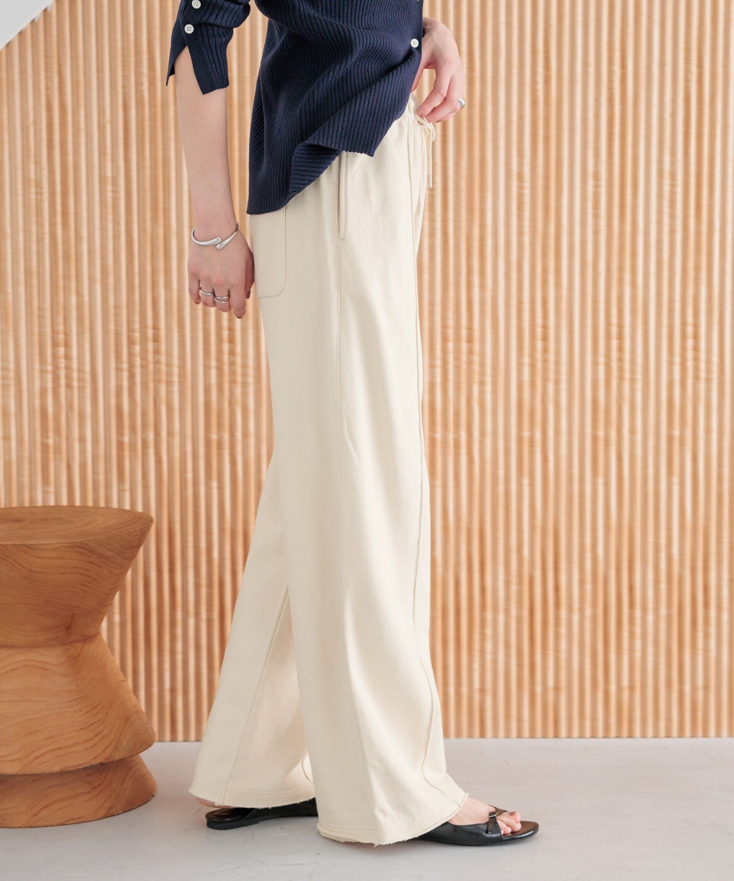 LOWRYS FARM「スウェットワイドパンツ」|チノ|