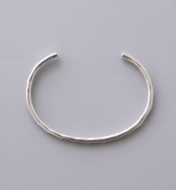 collex「【Ljud/ユード】WAVEハンマーバングル」|ブレスレット・バングル|