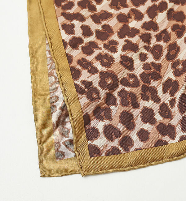 Rouge vif「【manipuri／マニプリ】　フード付スカーフ 　レオパード」|バンダナ・スカーフ|