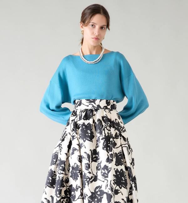 TIARA「シルエットフラワープリントサイドギャザーフレアスカート」|スカート|