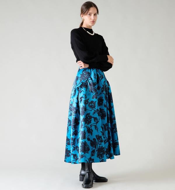 TIARA「シルエットフラワープリントサイドギャザーフレアスカート」|スカート|