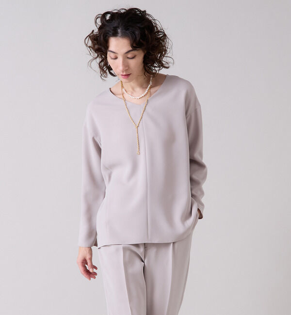 Liesse「バックフレアートップス」|シャツ・ブラウス|グレージュ