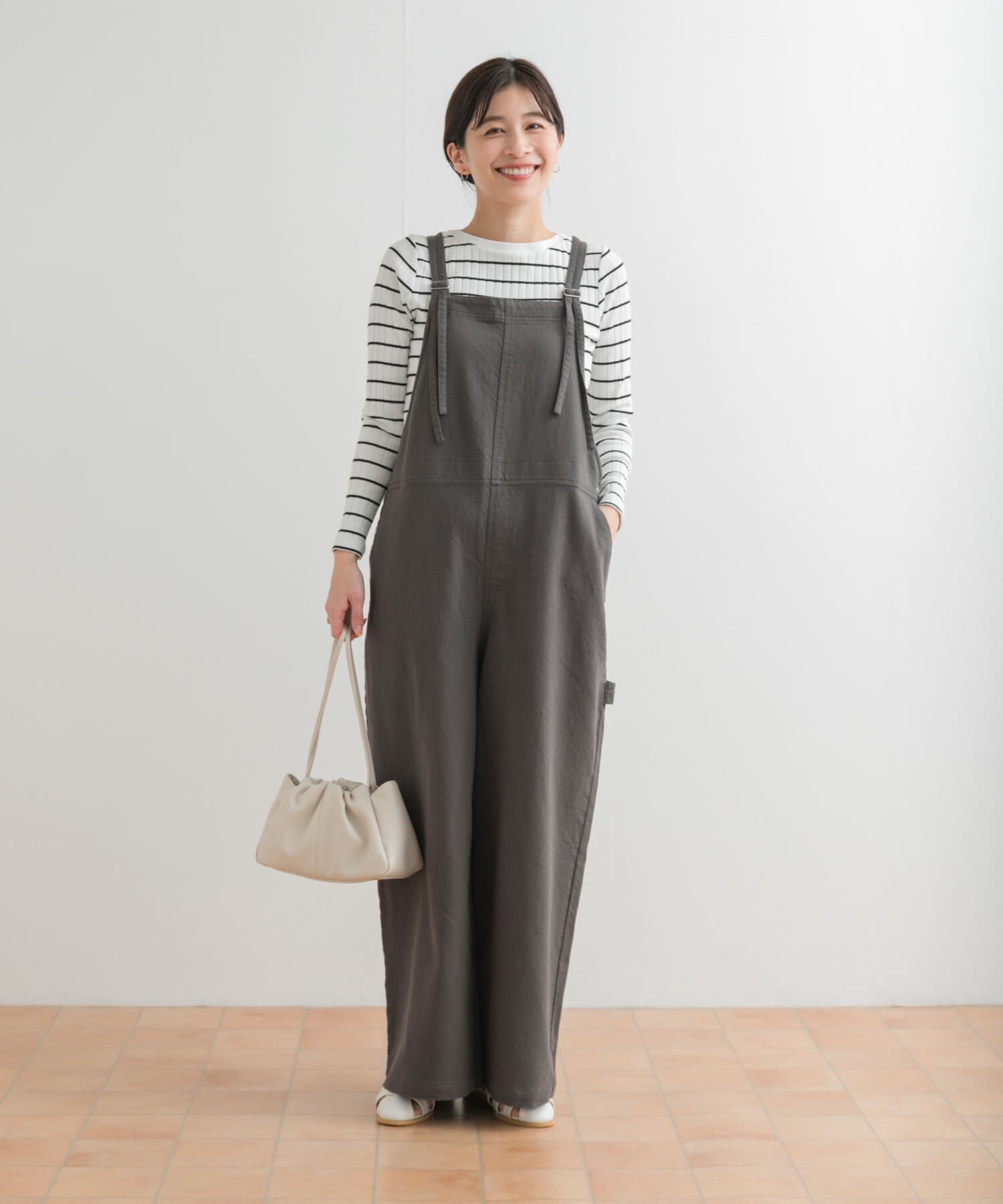 URBAN RESEARCH DOORS「コットンバッククロスサロペット」|スカート|