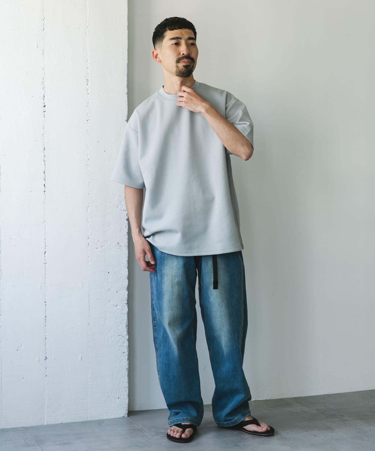 URBAN RESEARCH DOORS「ダンボール ボックス ショートスリーブ Tシャツ」|Tシャツ・カットソー|