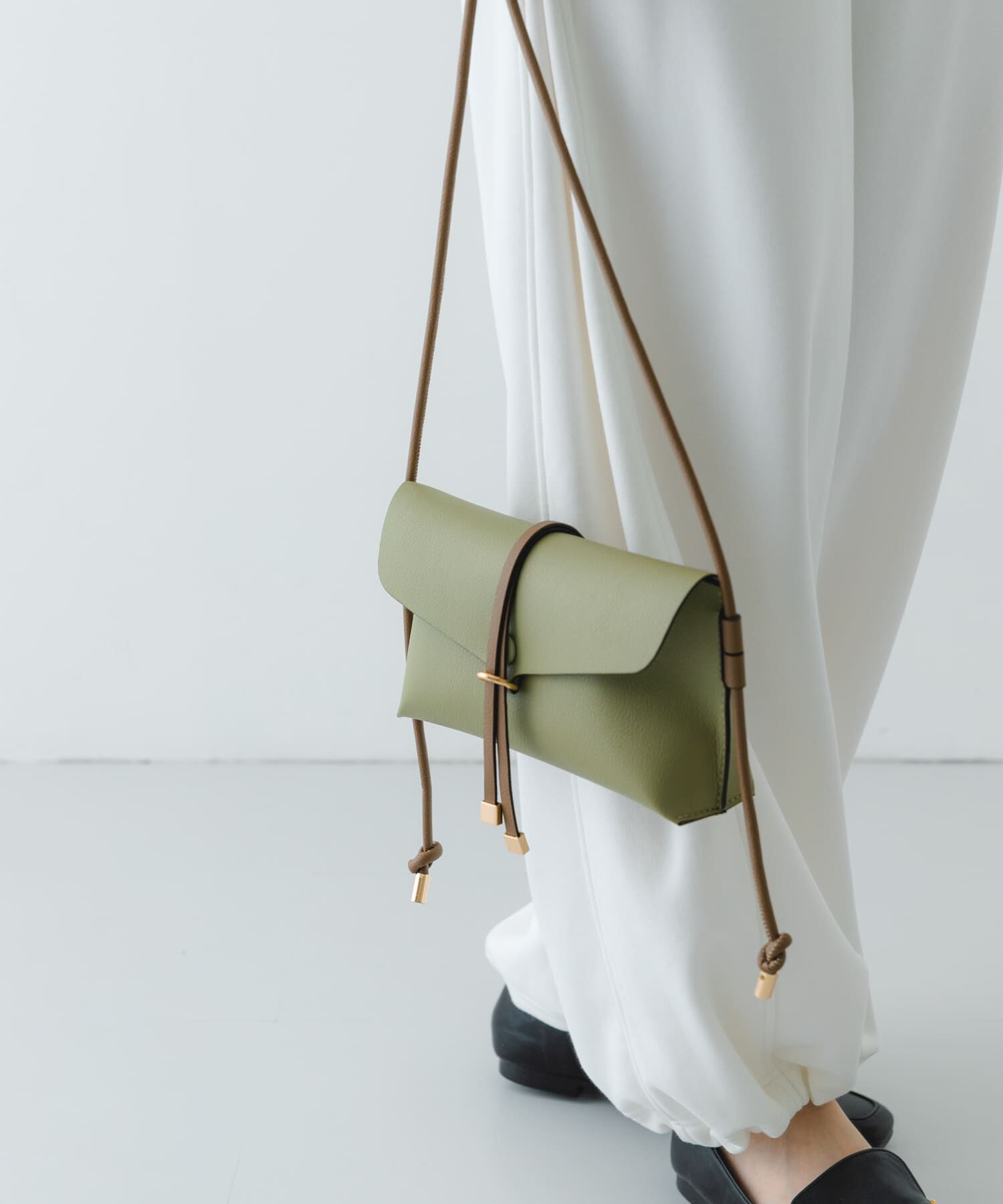 RODE SKO「横型モバイルポシェット」|ショルダー・メッセンジャー|