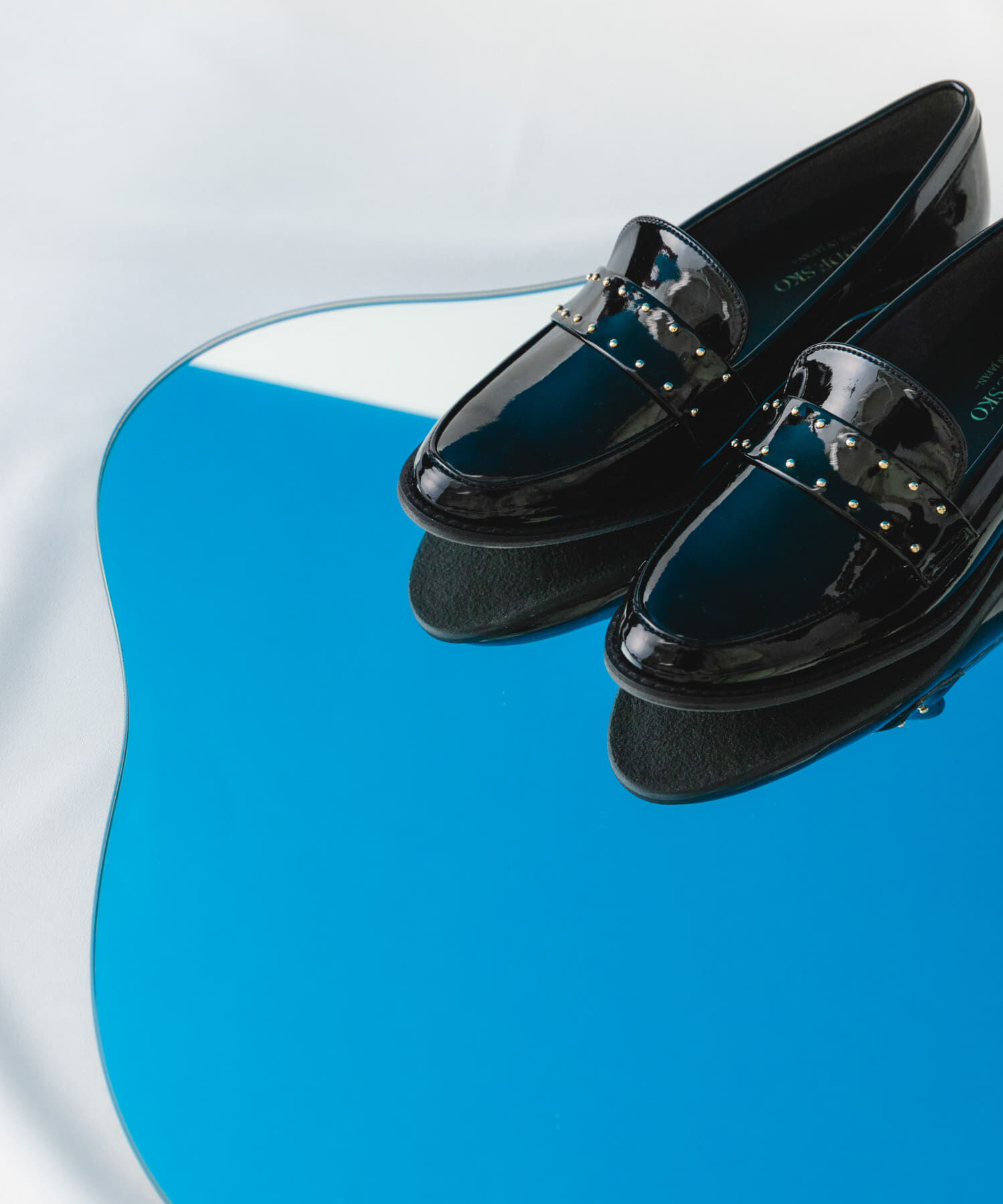 RODE SKO「『MADE IN JAPAN』ウォータープルーフスタッズローファー」|ローファー|