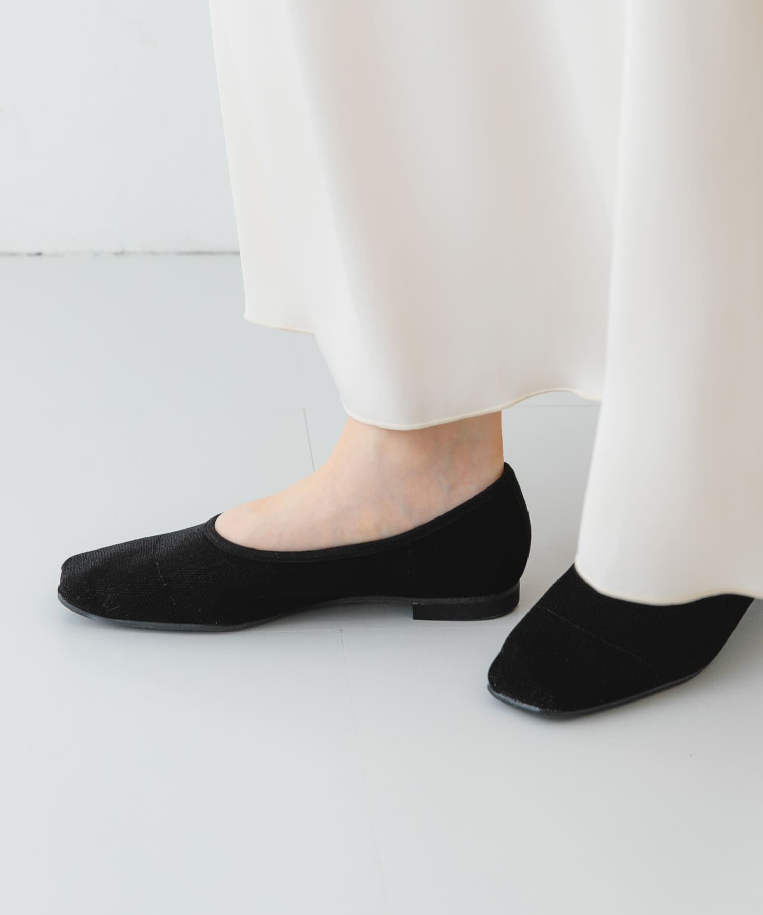 RODE SKO「『MADE IN JAPAN』スクエアベロアメッシュフラット」|バレエシューズ|