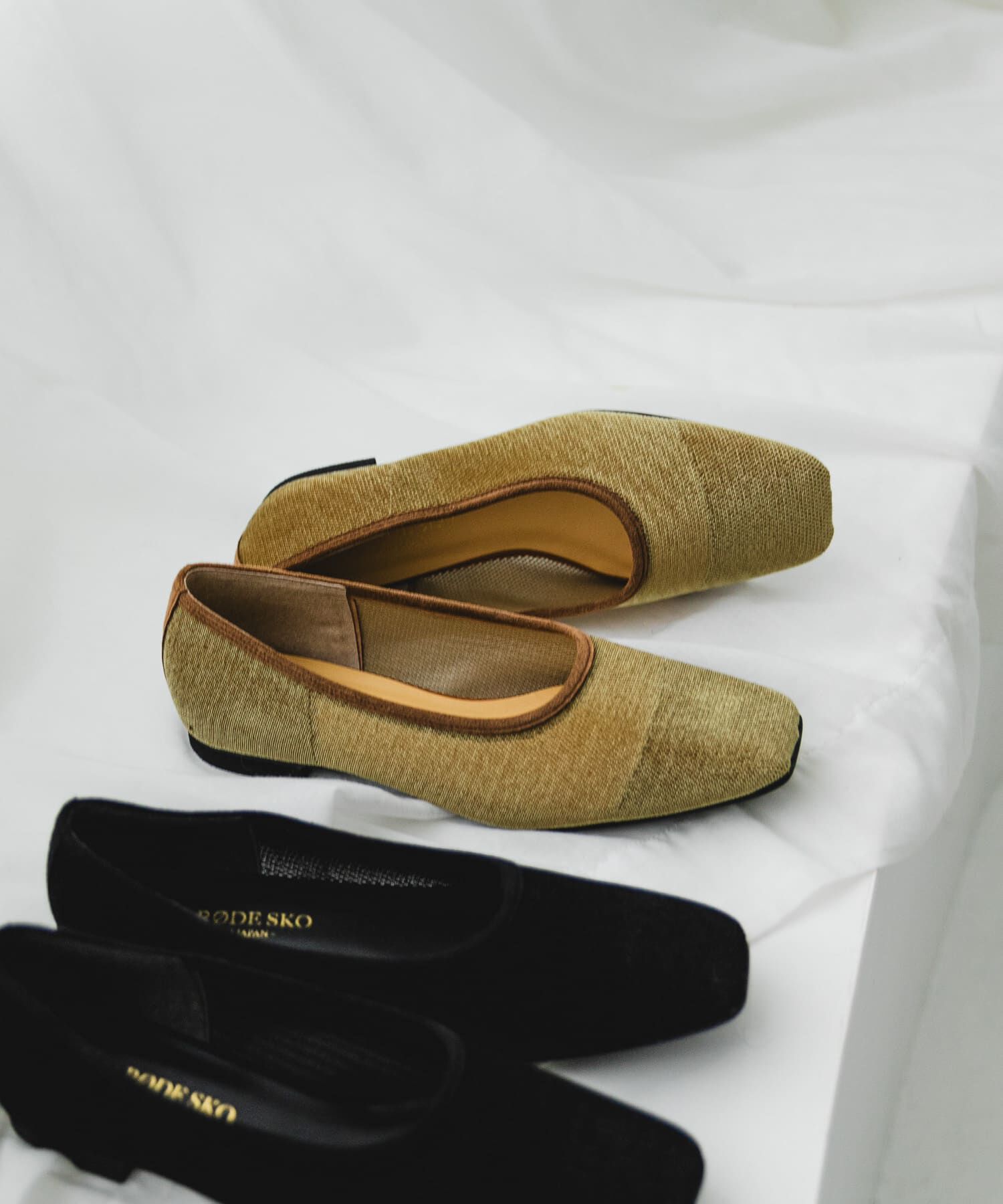 RODE SKO「『MADE IN JAPAN』スクエアベロアメッシュフラット」|バレエシューズ|