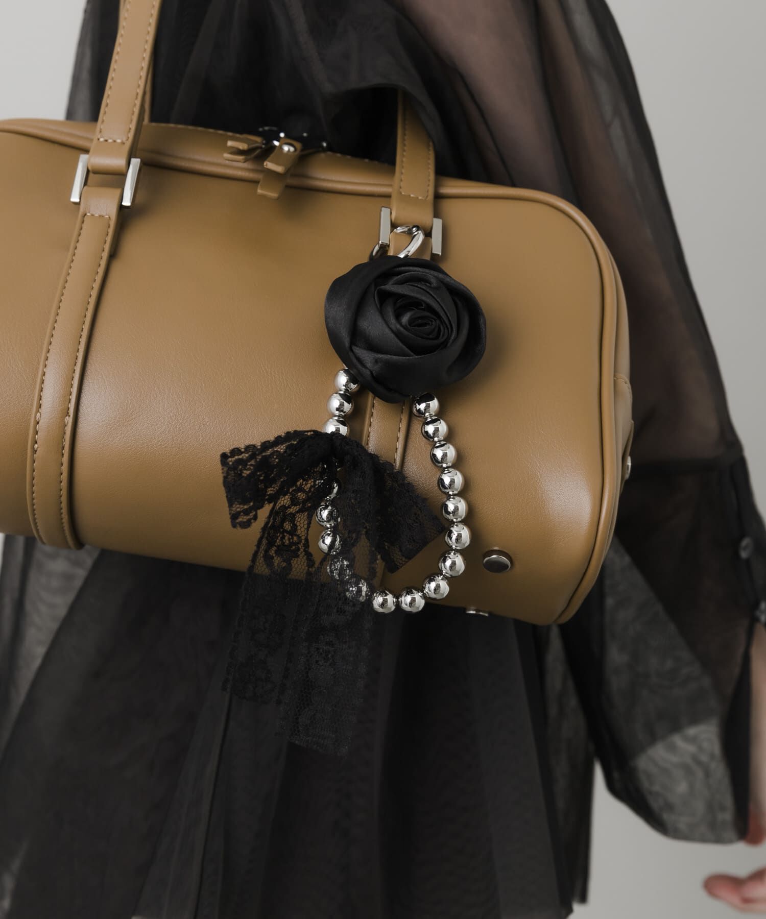 SMELLY「ローズレースリボンストラップ」|チャーム・キーホルダー|