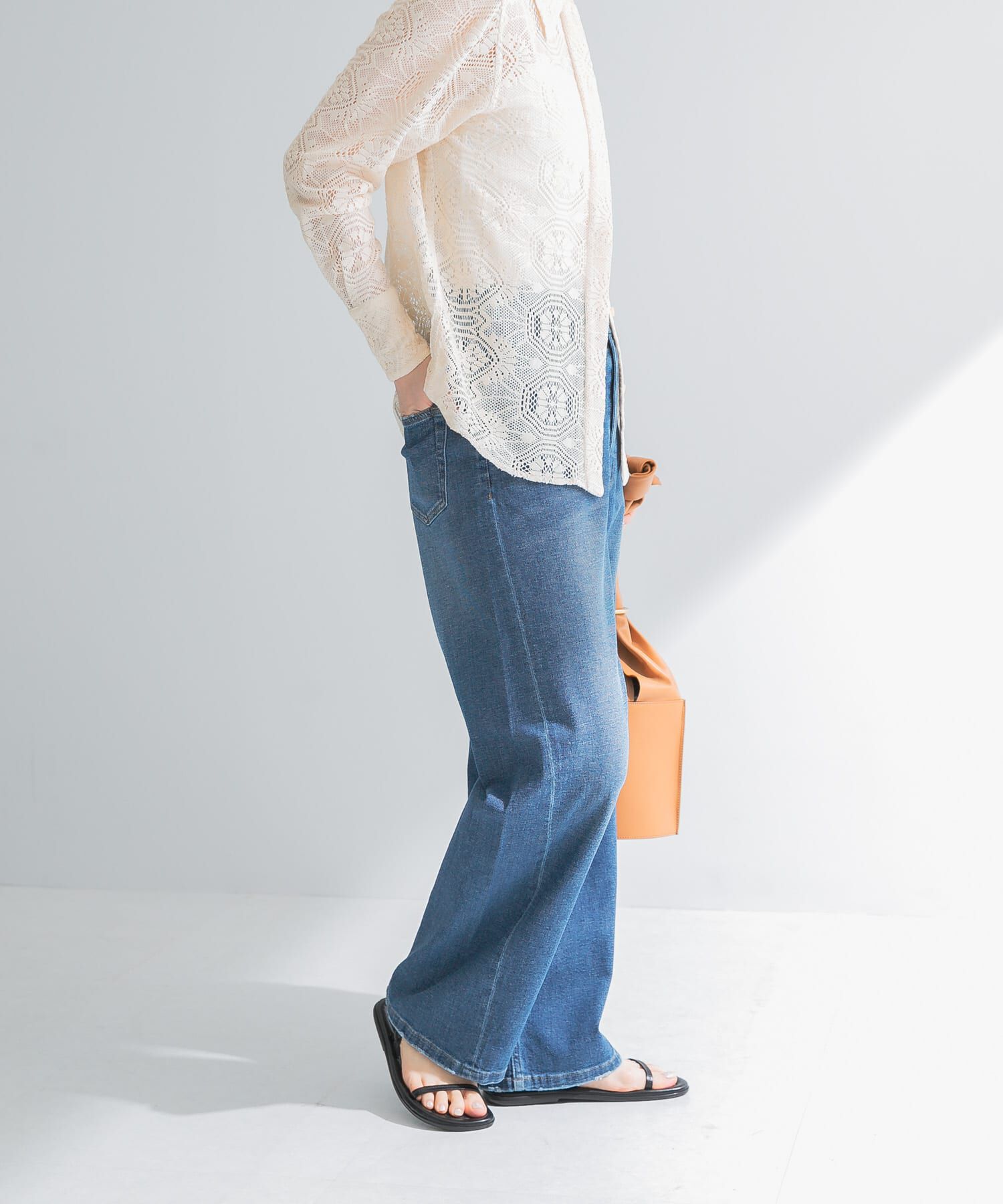 URBAN RESEARCH「『3サイズ展開』綿麻デニムワイドストレートパンツ」|デニム|