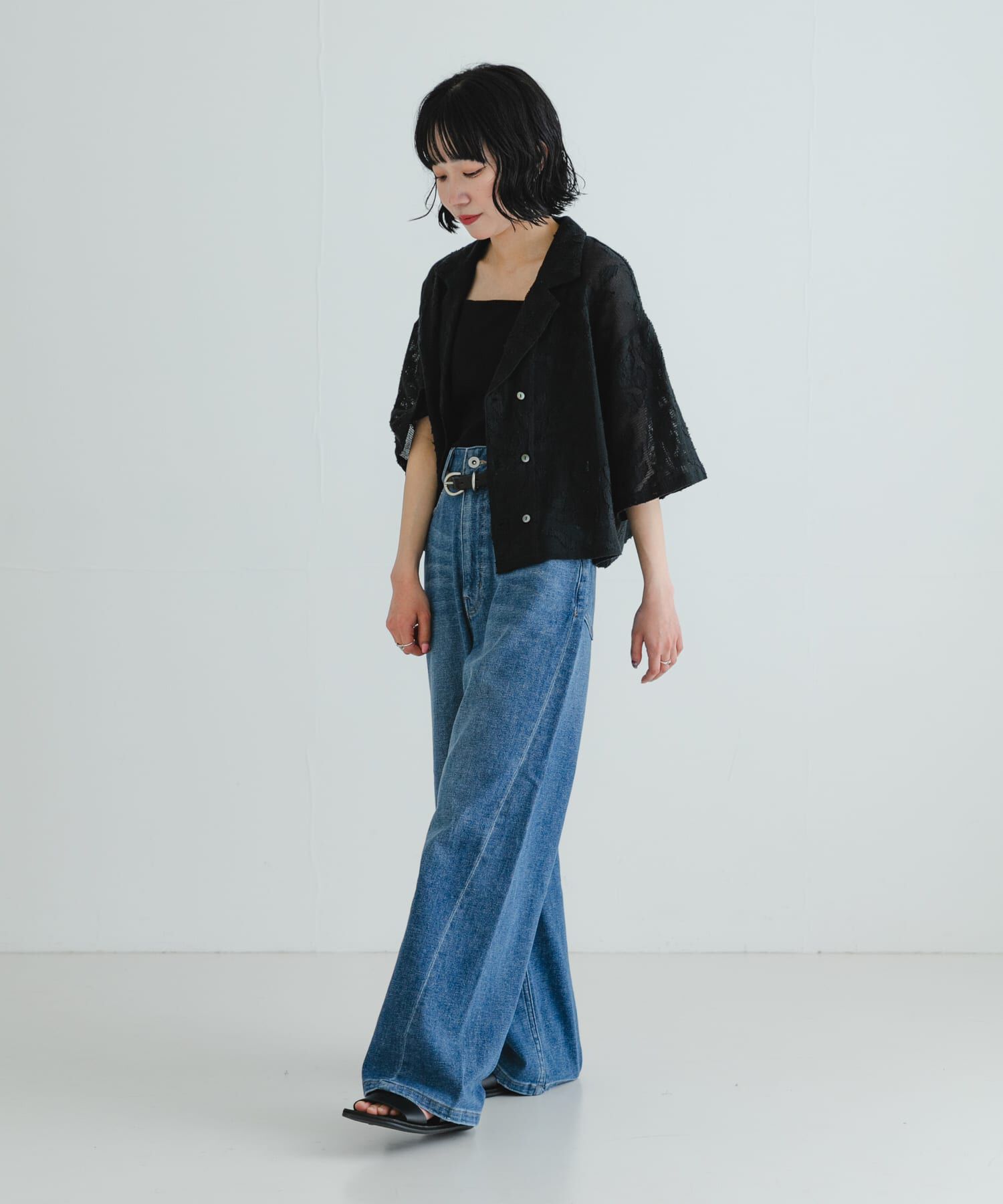 URBAN RESEARCH「『3サイズ展開』綿麻デニムワイドストレートパンツ」|デニム|