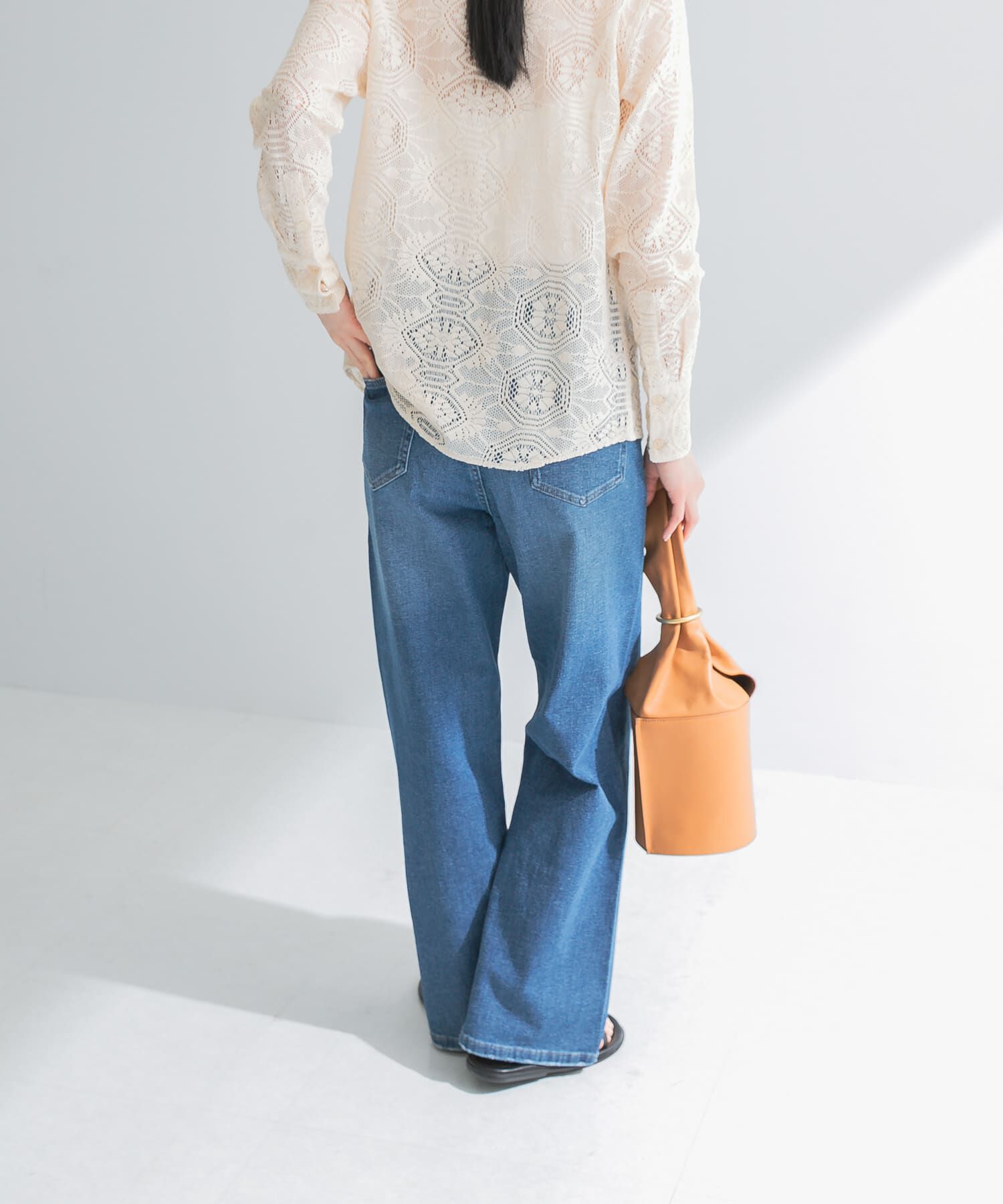 URBAN RESEARCH「『3サイズ展開』綿麻デニムワイドストレートパンツ」|デニム|