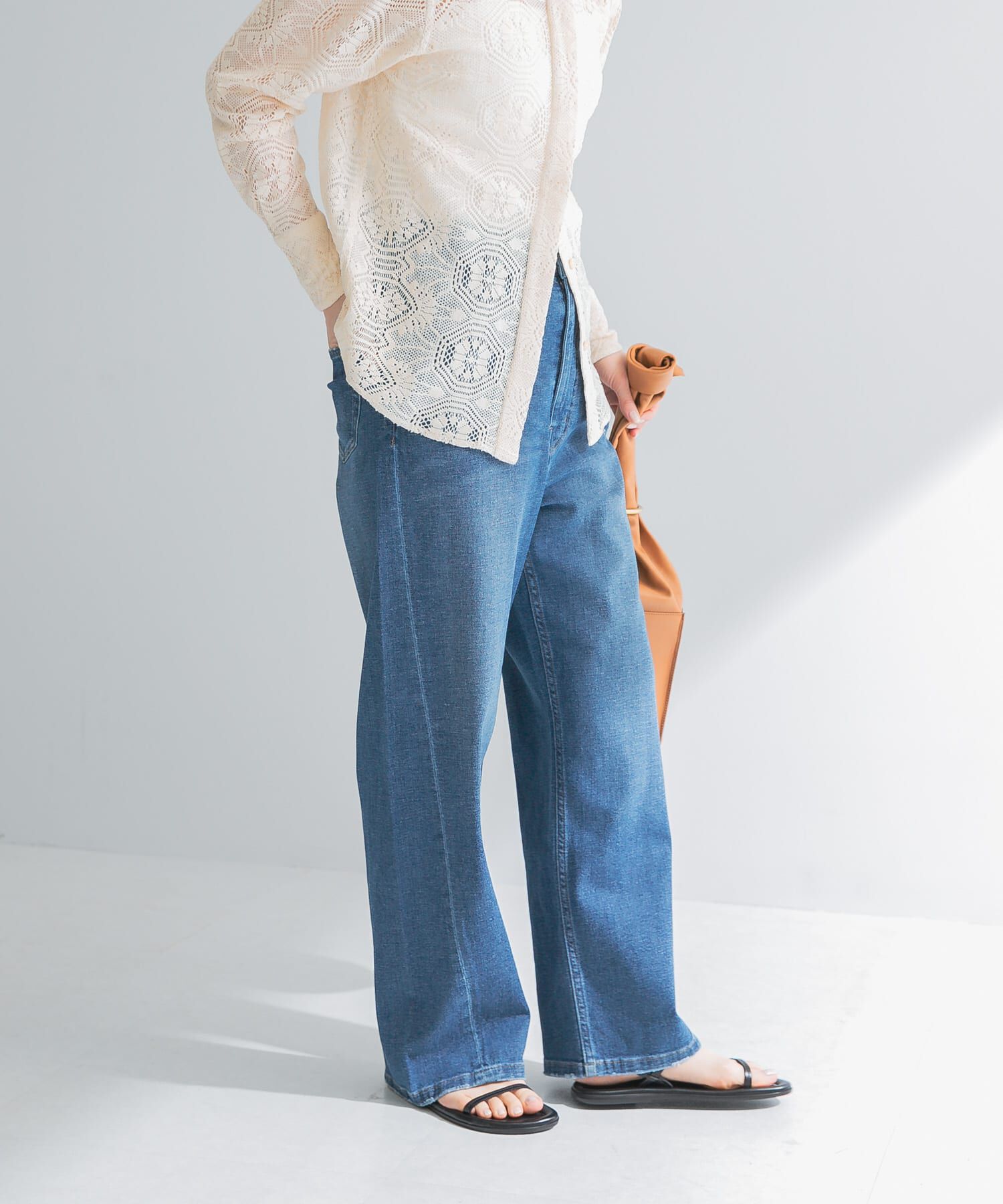 URBAN RESEARCH「『3サイズ展開』綿麻デニムワイドストレートパンツ」|デニム|