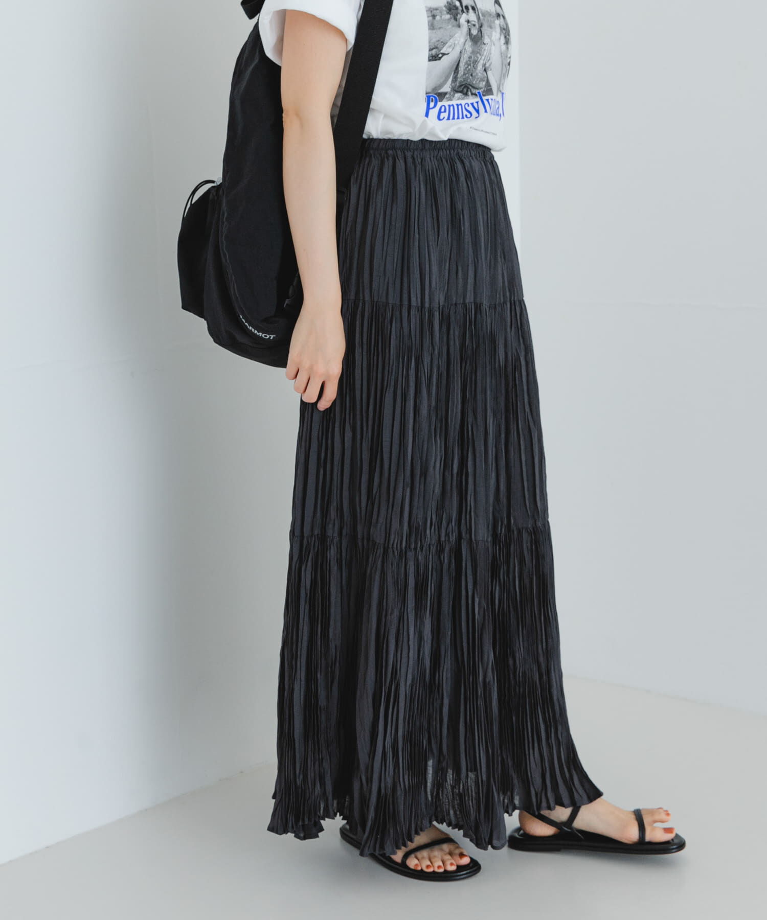 URBAN RESEARCH「ワッシャープリーツイージースカート」|スカート|チャコールグレー