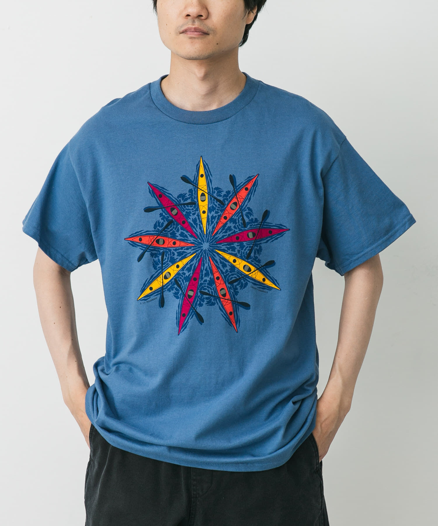 URBAN RESEARCH DOORS「LIBERTY GRAPHICS　Sea Kayaks」|Tシャツ・カットソー|インディゴブルー