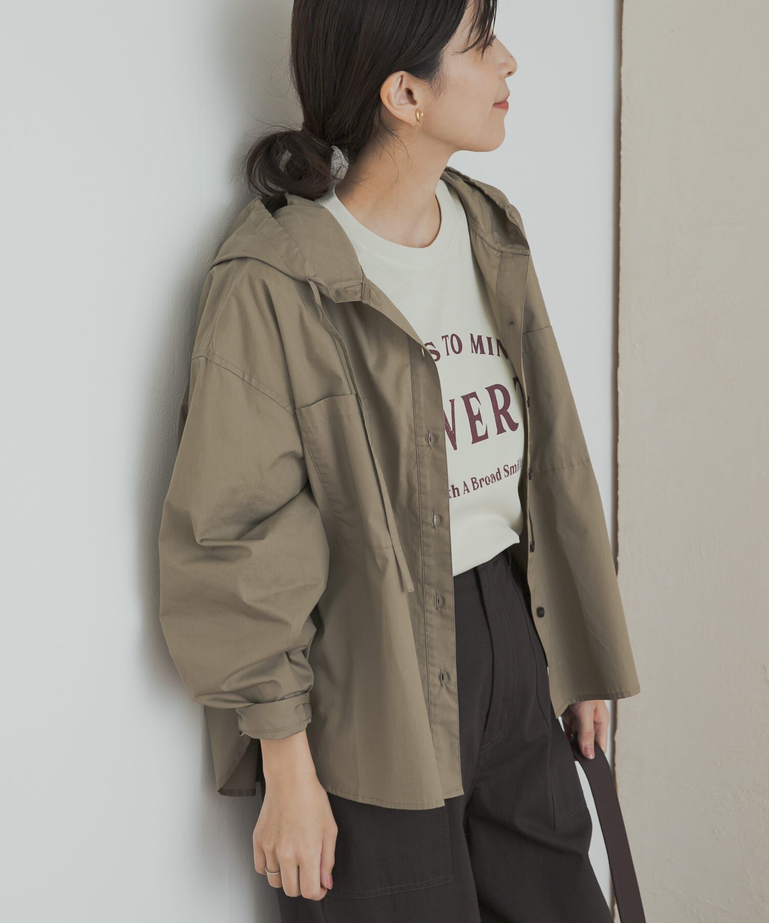 URBAN RESEARCH DOORS「フーディーシャツ」|シャツ・ブラウス|ベージュ系その他