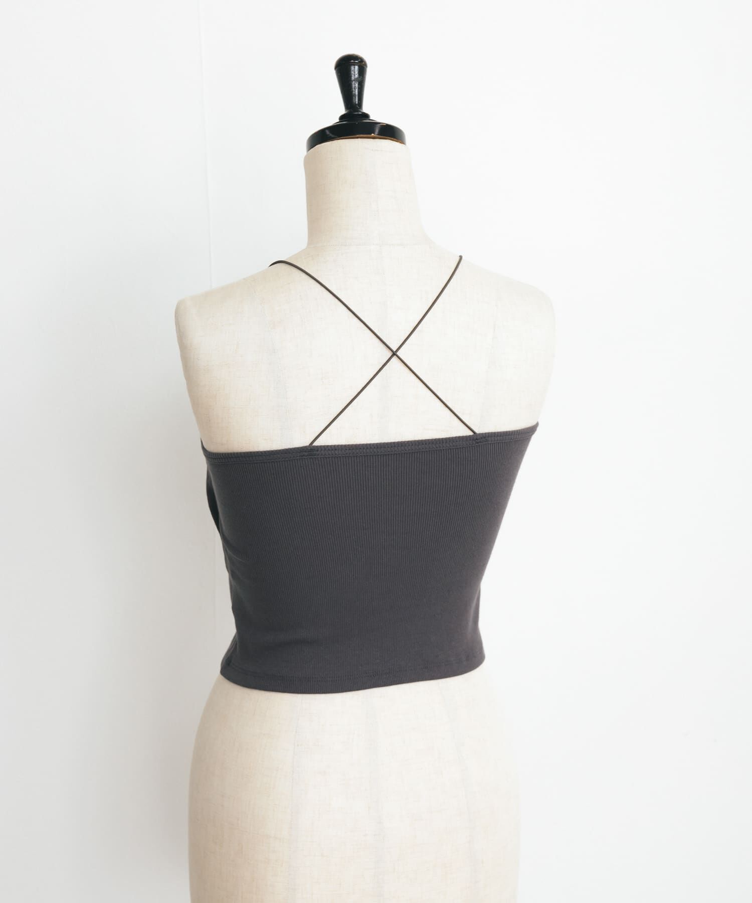  「カップ付きクロップドキャミソール」|キャミソール|