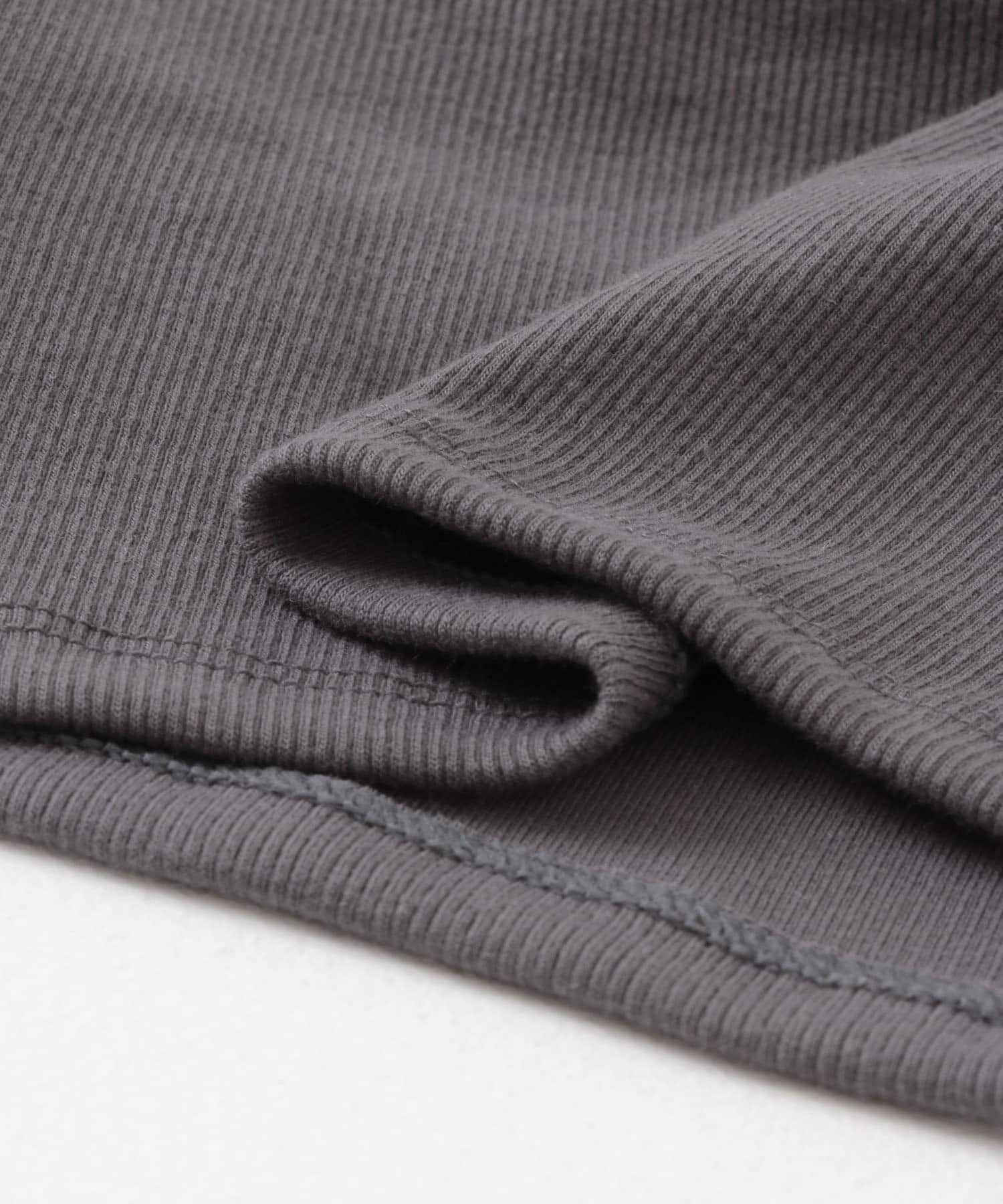  「カップ付きクロップドキャミソール」|キャミソール|