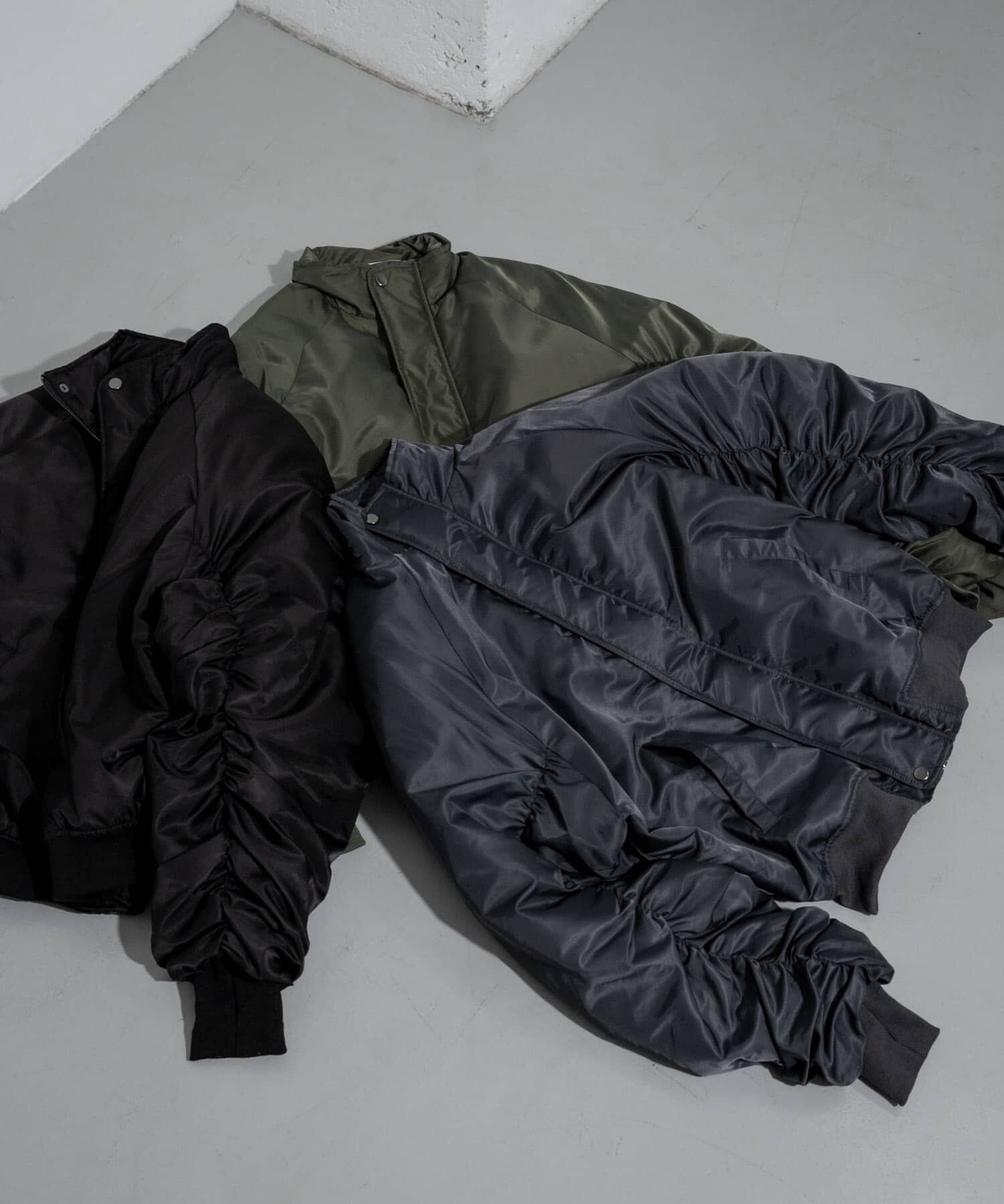 SENSE OF PLACE by URBAN RESEARCH「『ユニセックス』ナイロンギャザースタンドブルゾン」|その他|