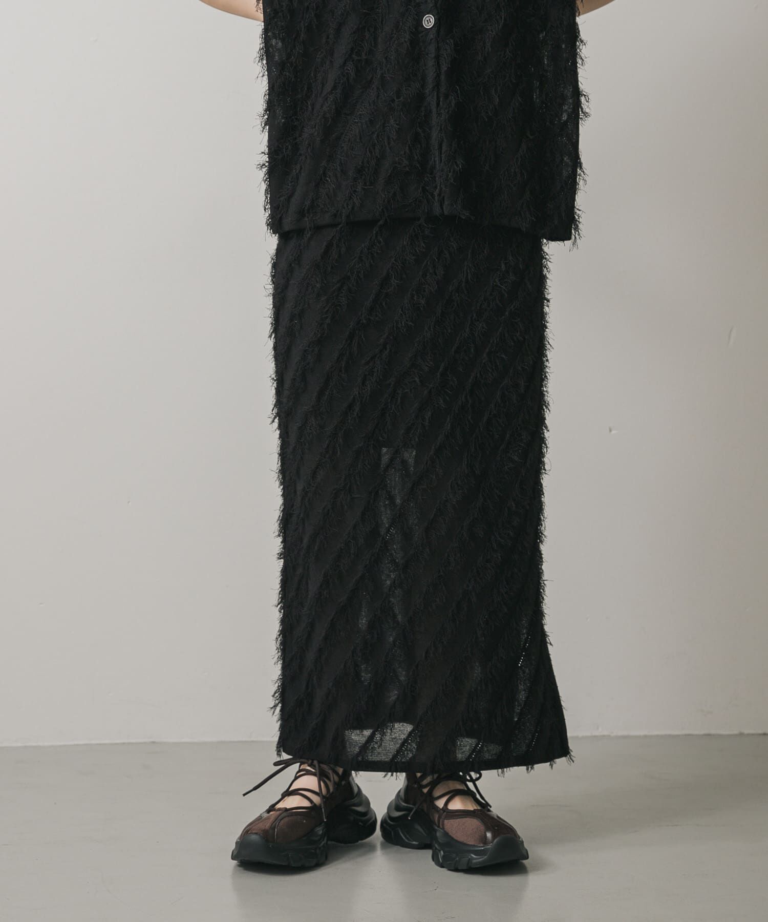 SENSE OF PLACE by URBAN RESEARCH「フリンジニットスカート」|スカート|