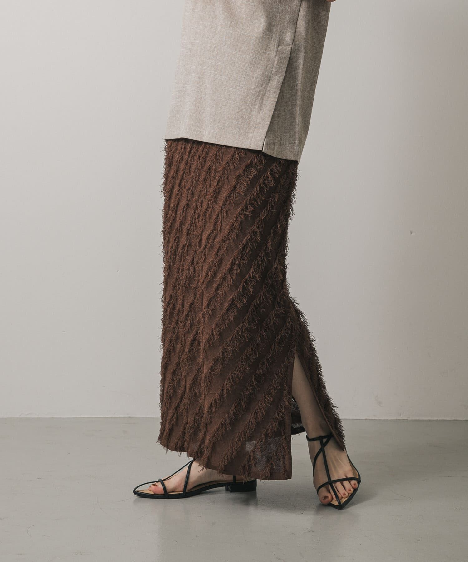 SENSE OF PLACE by URBAN RESEARCH「フリンジニットスカート」|スカート|