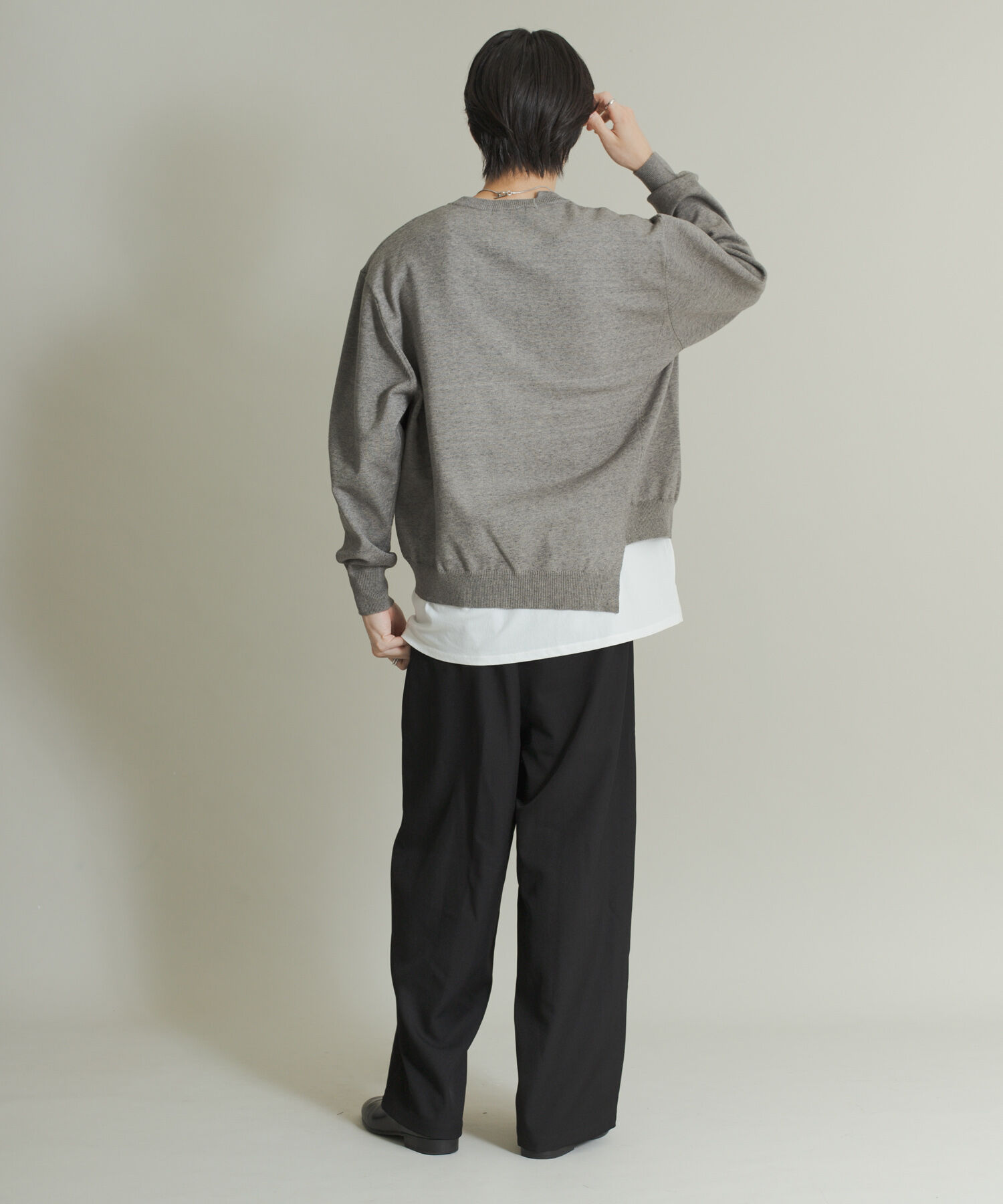 SENSE OF PLACE by URBAN RESEARCH「アシメクルーネックニット」|ニット・セーター|