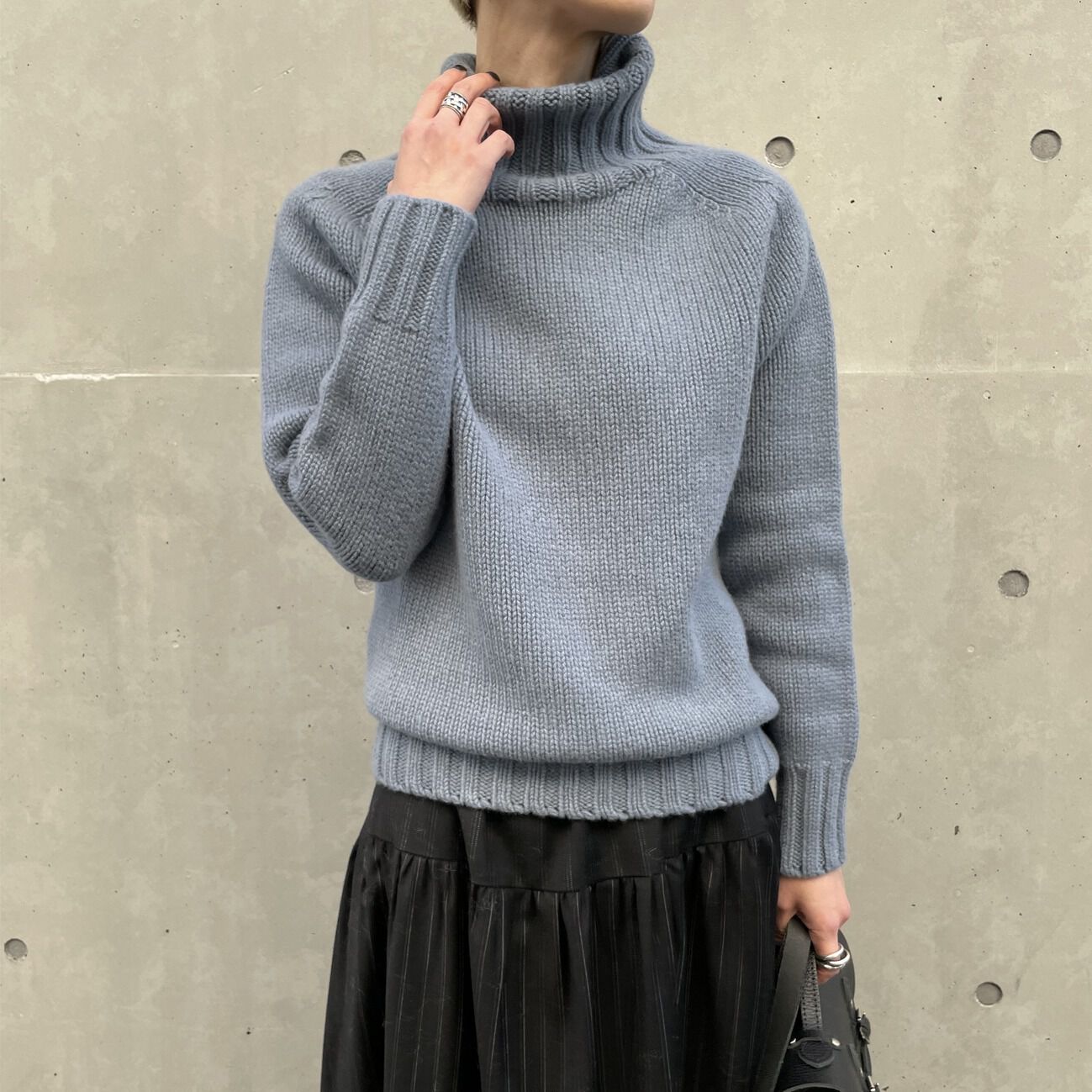  「HARLEY OF SCOTLAND SUPERFINE ROLLCOLLAR」|ニット・セーター|